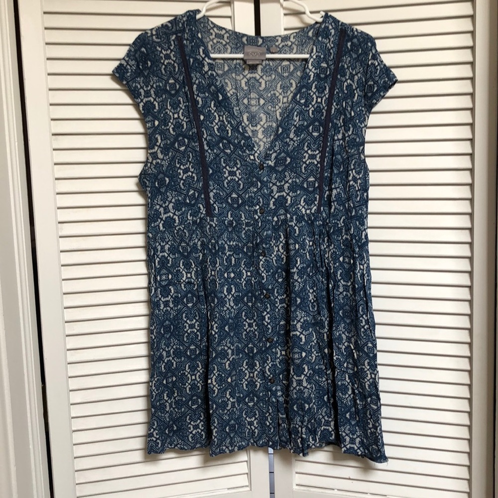 BEACH COVERUP/BLUE DRESS